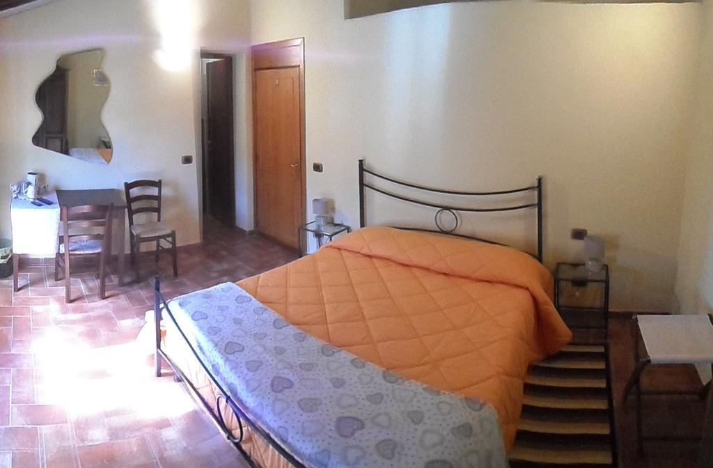 Bed and Breakfast Il Pozzo Di Sant'Andrea Сиена Экстерьер фото